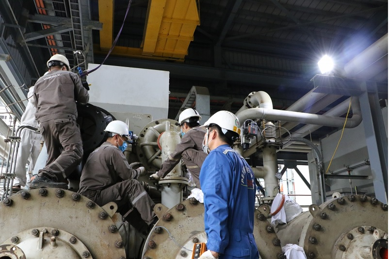 Công nhân sản xuất